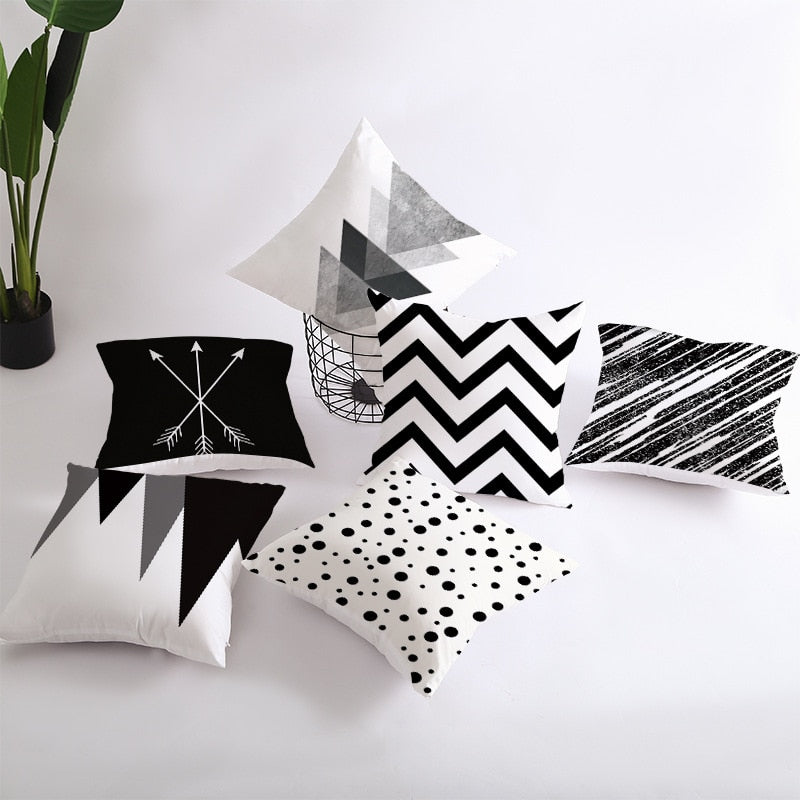 Geometric Cushion Cover Black And White Polyester Throw