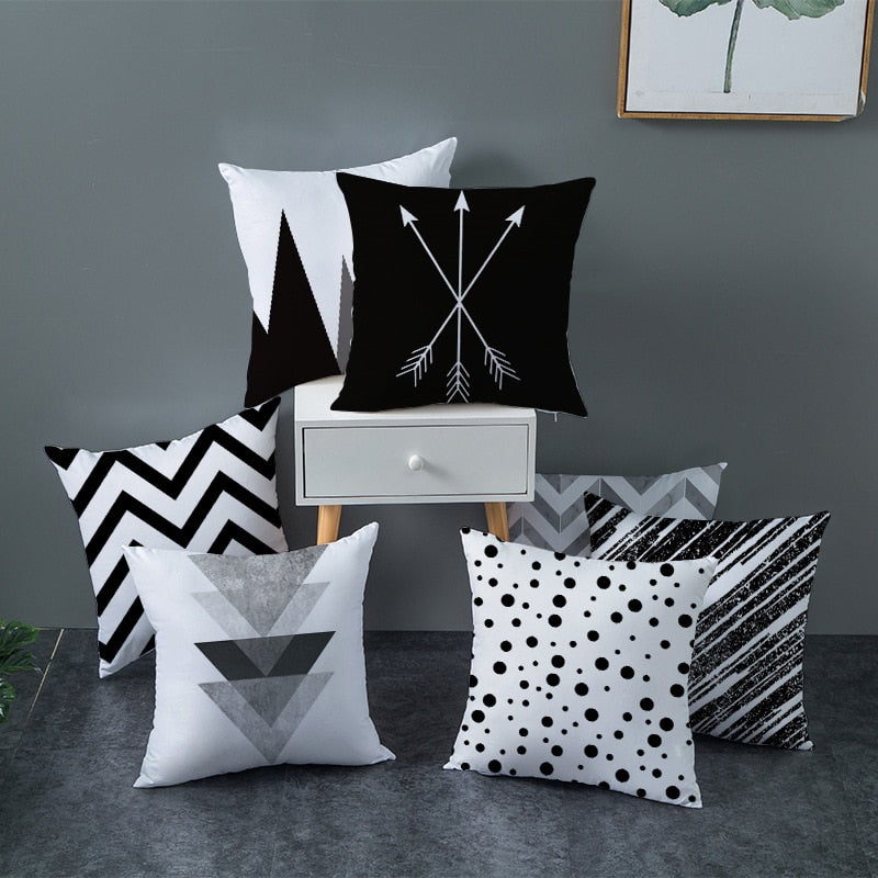 Geometric Cushion Cover Black And White Polyester Throw