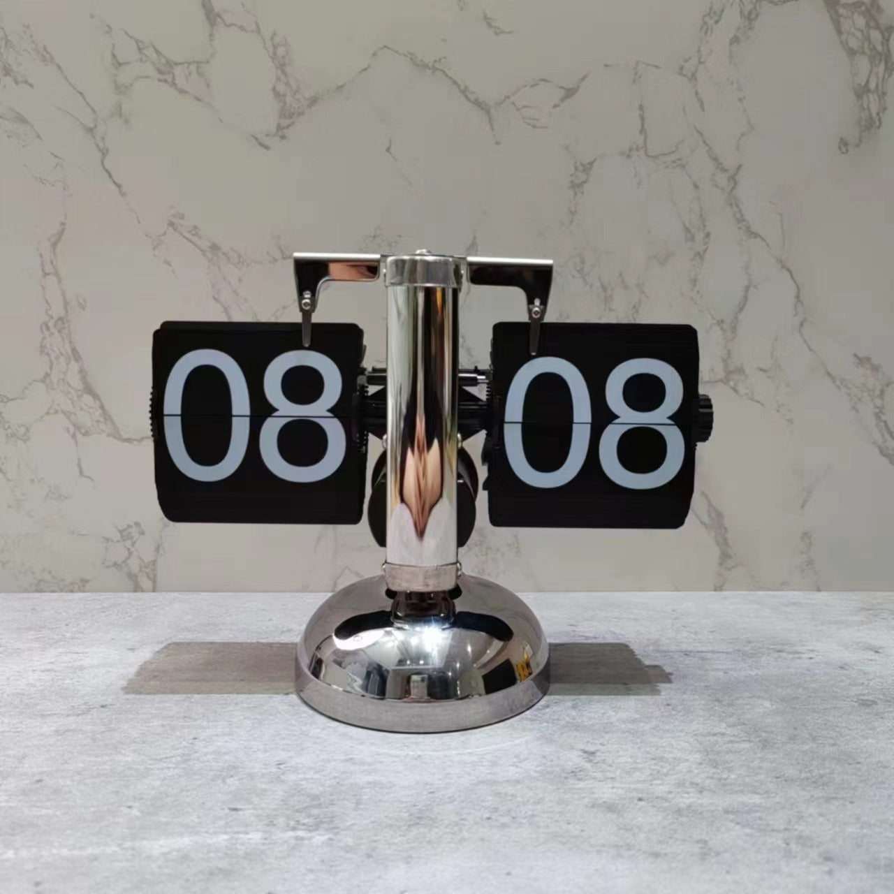 Retro Small Balance Automatic Flipping Clocks Living Room