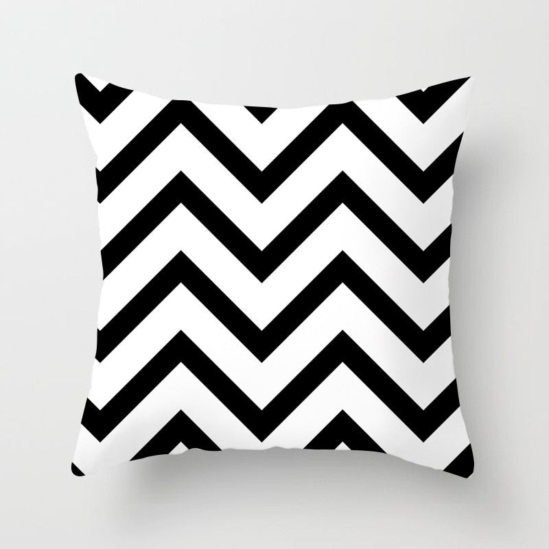 Geometric Cushion Cover Black And White Polyester Throw