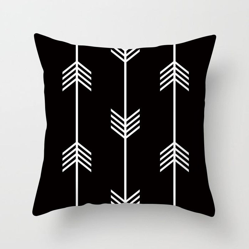 Geometric Cushion Cover Black And White Polyester Throw